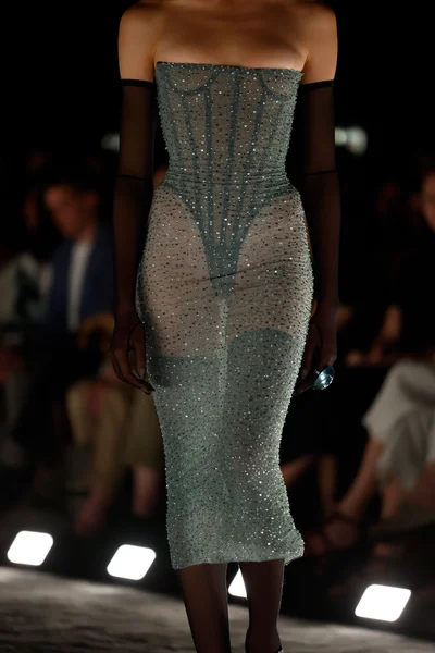 Look 85